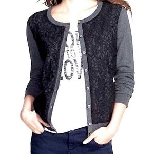 Vince Camuto gray & black lace cardigan coquette girl , dark academia , classic